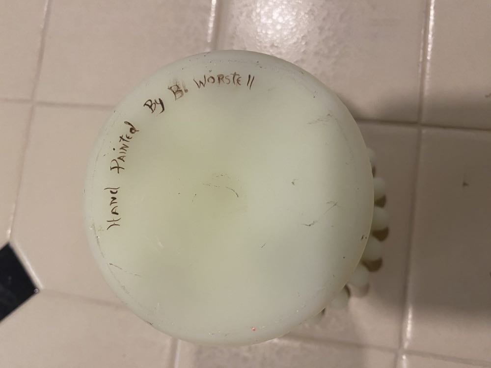 Fenton Uranium Satin Custard Glass Compote, Candy Dish, Ruffled Pedestal Dish, Hand Painted Textured Daisies  ornament collectible - Main Image 4