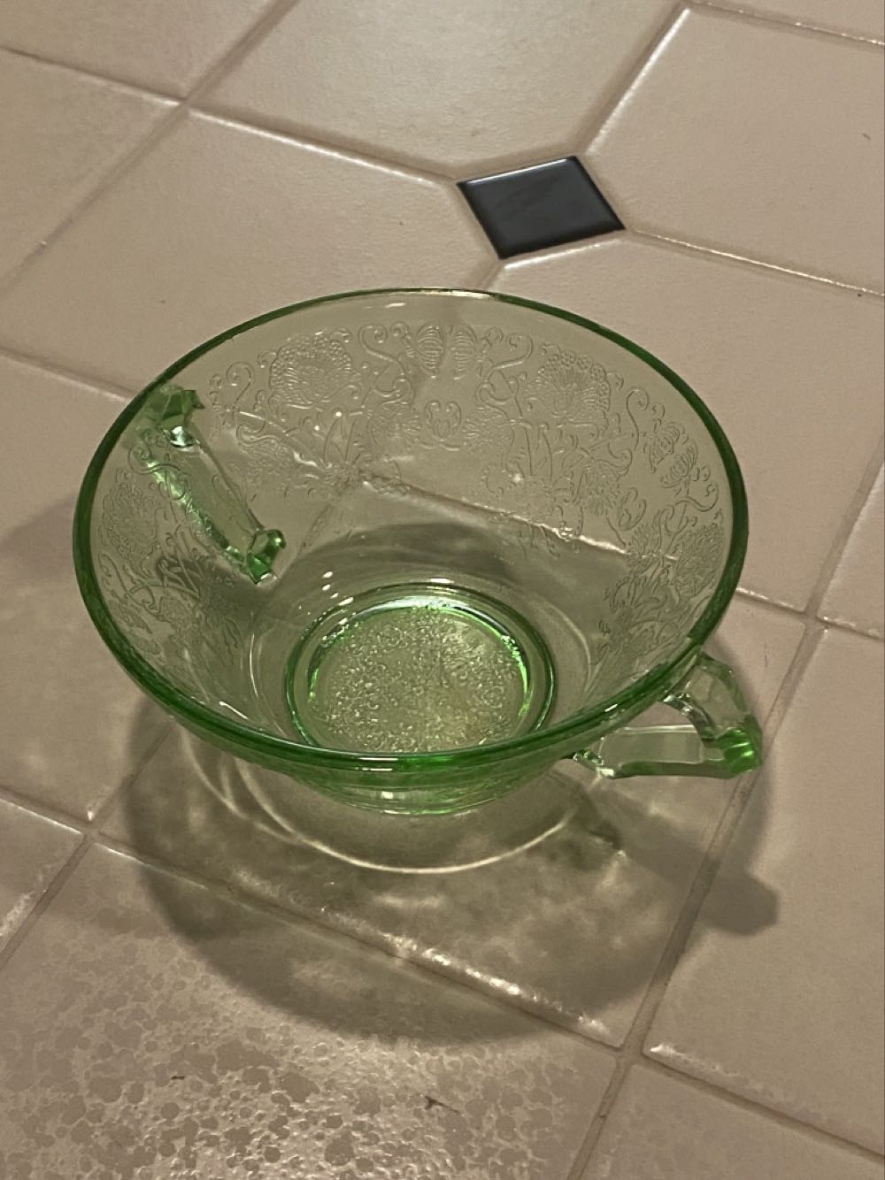 Anchor Hocking Florentine uranium glass soup bowl  ornament collectible - Main Image 4