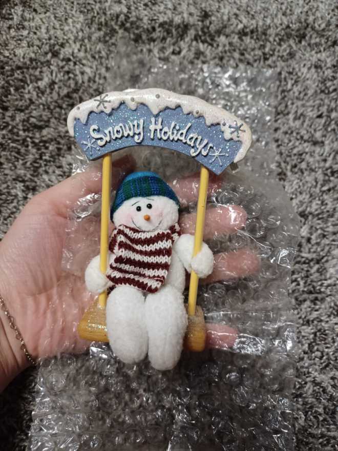 Mill Hill Holly Believe Beaded Counted Cross Stitch Ornament Kit Winter Holiday Mh182333 3.5” X 2.25” Multi