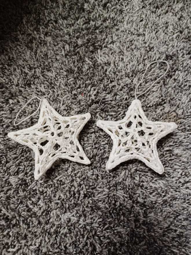 Ceramic - Holland - Caroler - Boy With Lamp - #685