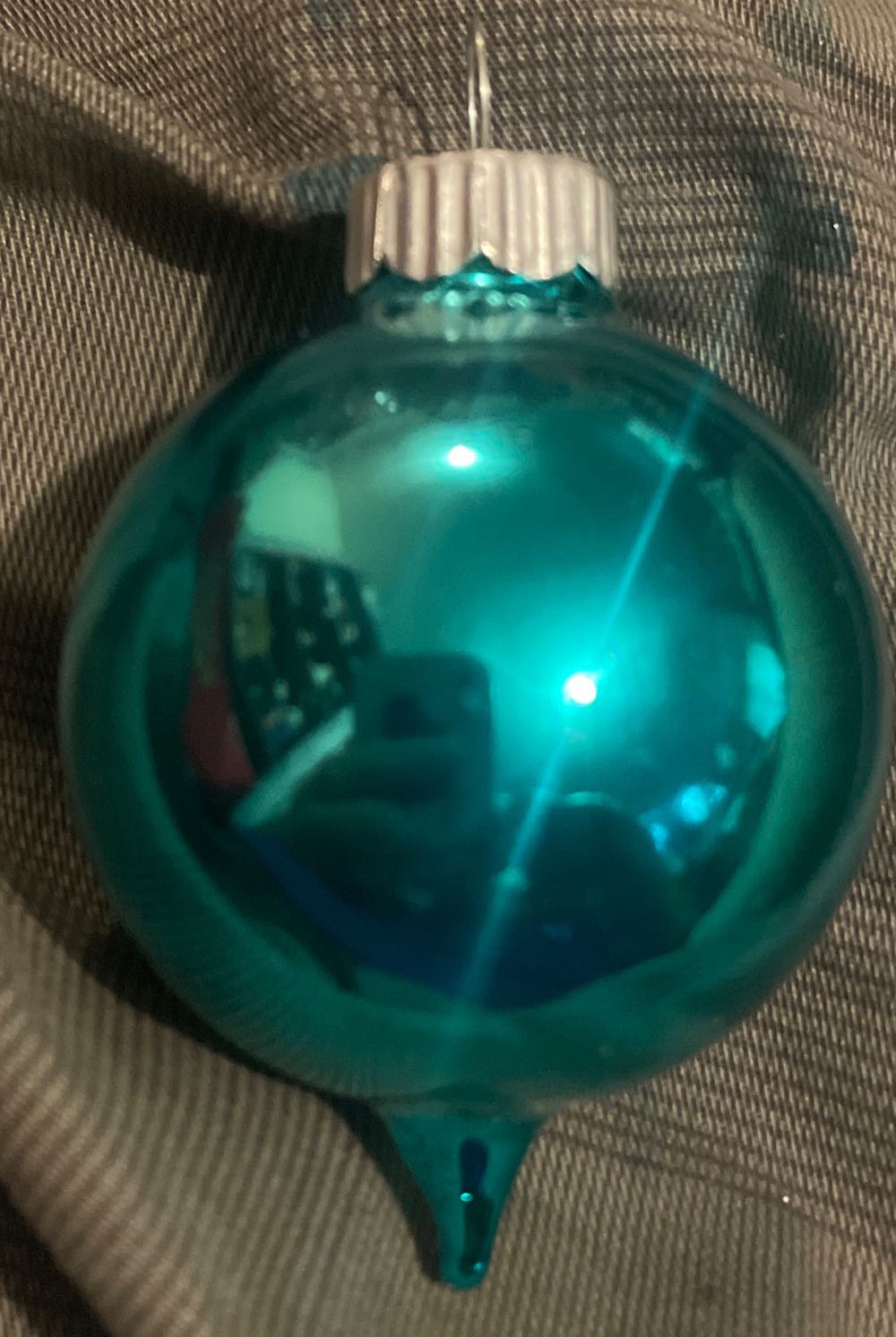 Christopher Radko - Shiny Brite - (Set 2) - Festive Fete - Teardrop - Reflector - Blue, White, Red, Green, Pink - Festive Fete (Teardrop) ornament collectible - Main Image 3