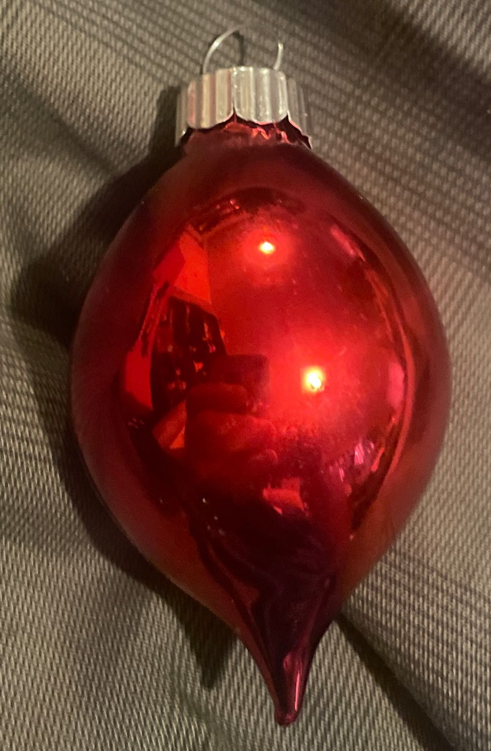 Christopher Radko - Shiny Brite - (Set 3) - Holiday Splendor - Reflector Tulips - Red, Lime Green, White, Green - Holiday Splendor (Reflector Tulip) ornament collectible - Main Image 3