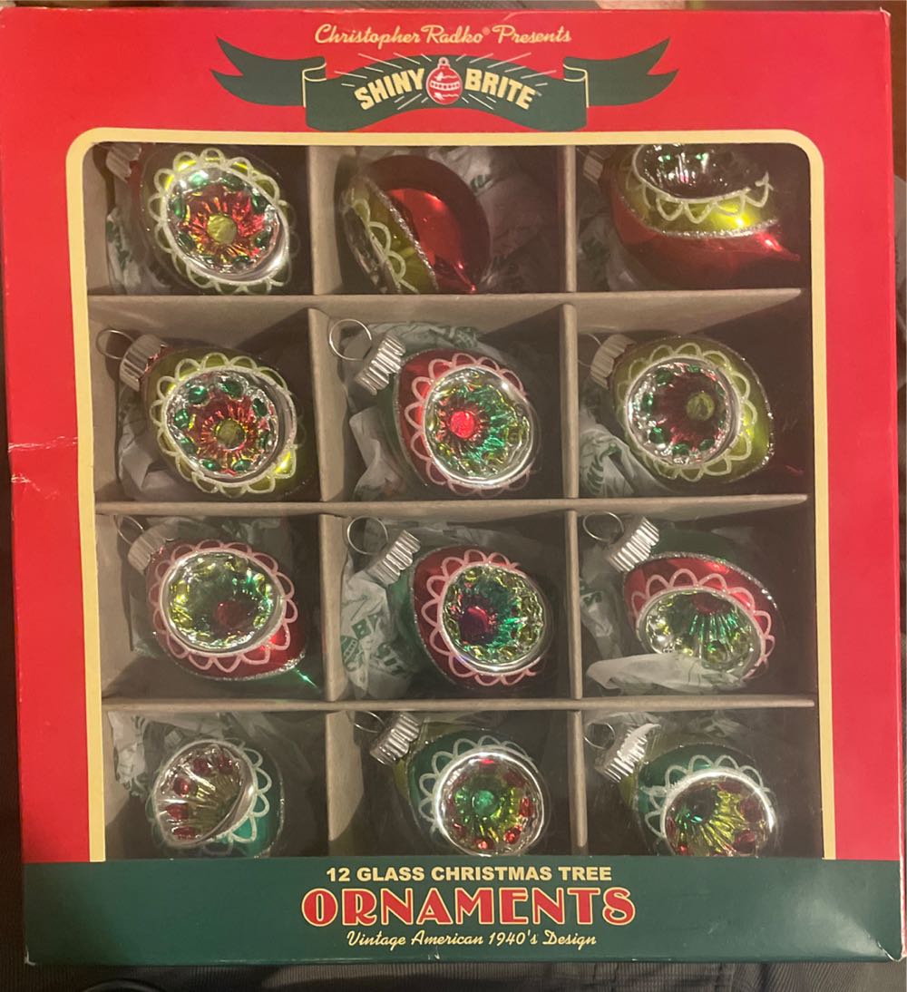 Christopher Radko - Shiny Brite - (Set 3) - Holiday Splendor - Reflector Tulips - Red, Lime Green, White, Green - Holiday Splendor (Reflector Tulip) ornament collectible - Main Image 4