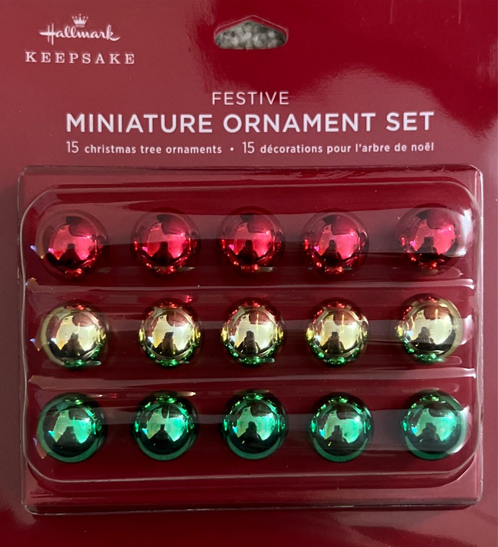 Festive Miniature Ornament Set  (Miniature) ornament collectible [Barcode 763795791798] - Main Image 2