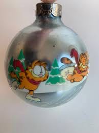 Garfield - Garfield Dated (Ice Skating, Garfield) ornament collectible [Barcode 070000027383] - Main Image 4