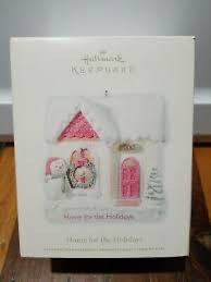 Home For The Holidays - Home For The Holidays (Keepsake Ornament) ornament collectible [Barcode 795902314811] - Main Image 2