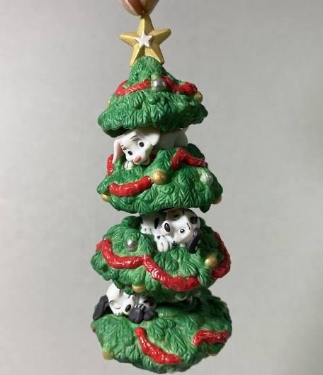 Oddball, Domino And Little Dipper - Walt Disney (Dogs) ornament collectible [Barcode 015012661538] - Main Image 3