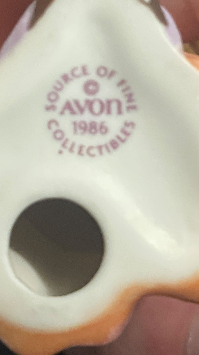 Avon - Heavenly Blessing Nativity - Magi - Melchior - Magi (Nativity) ornament collectible - Main Image 3