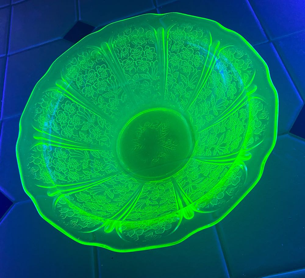 Jeanette Cherry Blossom Serving Fruit Bowl  ornament collectible - Main Image 3