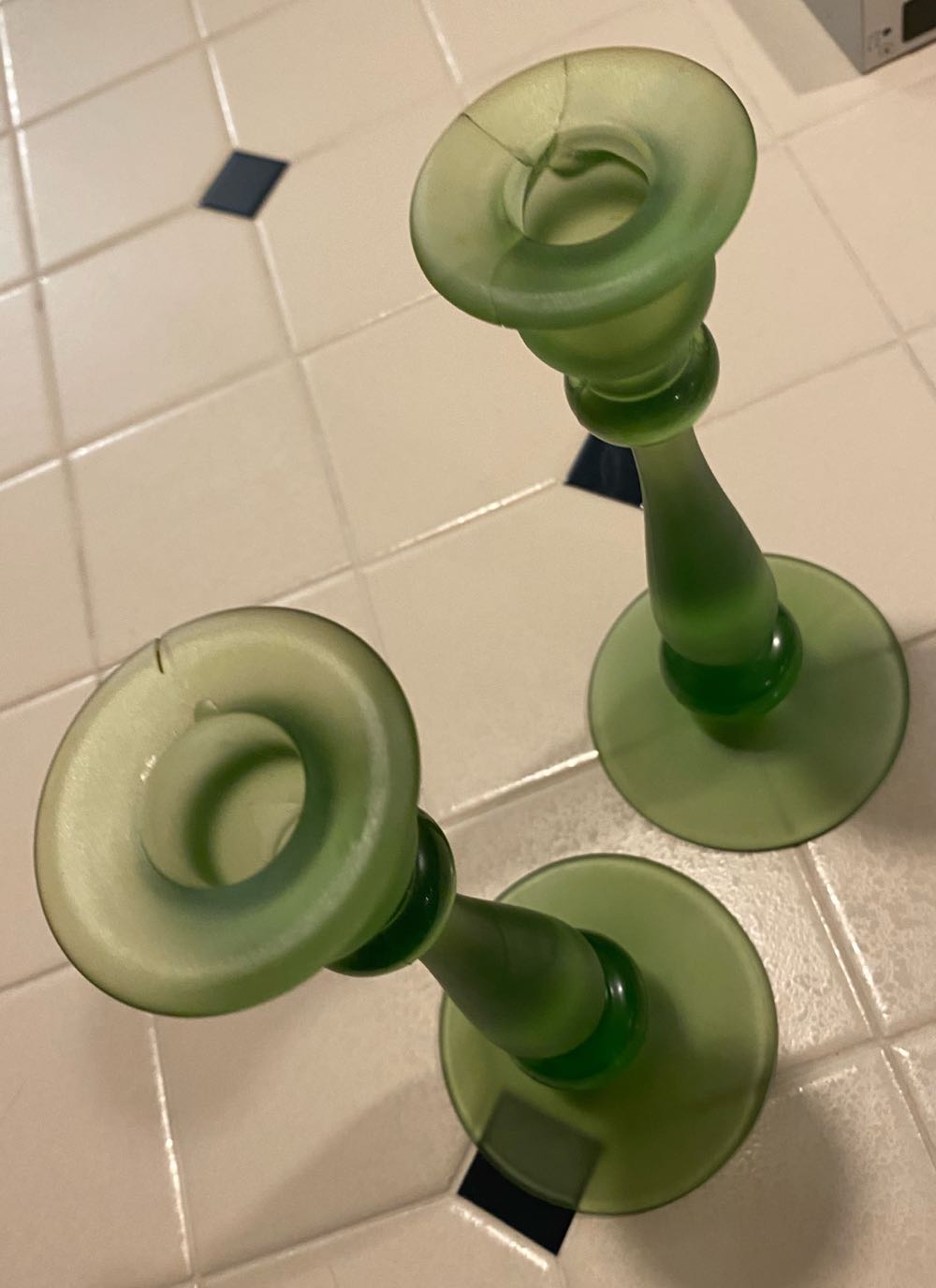 Fenton Florentine Green Iridescent Stretch Glass Candlesticks Set Of 2   ornament collectible - Main Image 4