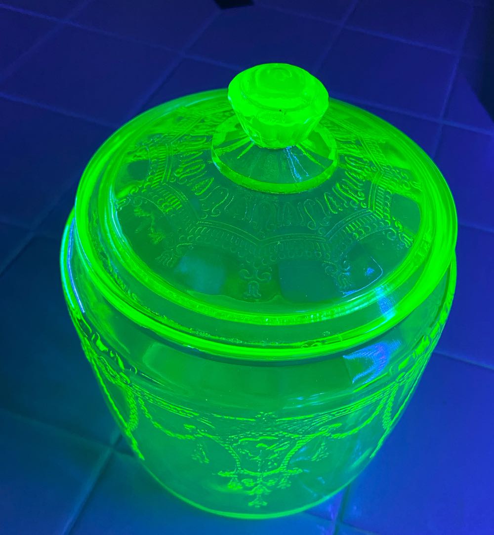 Hocking Glass Cameo Ballerina Pattern Cookie Jar  ornament collectible - Main Image 3