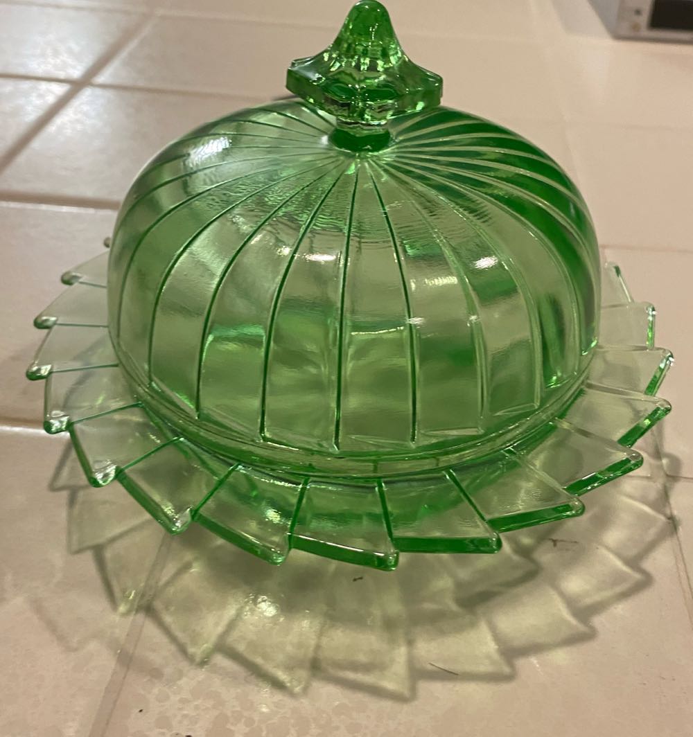 Jeanette Glass Sierra Green Pinwheel Pattern Butter Dish ornament collectible - Main Image 2