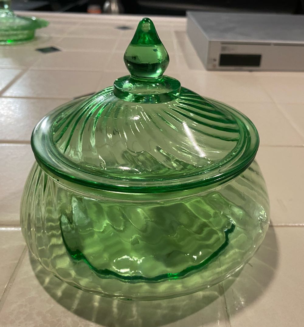 Hocking Glass Spiral Pattern Preserve / Condiment Server  ornament collectible - Main Image 2