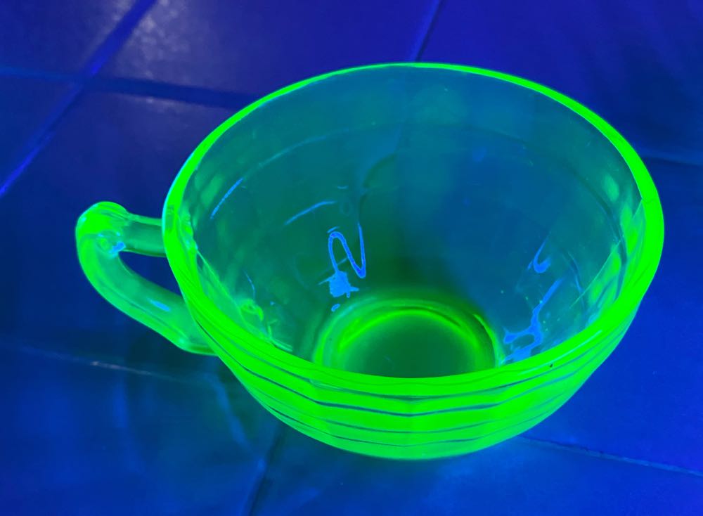 Anchor Hocking Block Optic Pattern Green Uranium Glass Cup  ornament collectible - Main Image 3