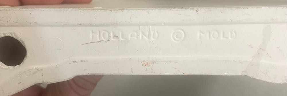 Ceramic - Holland - House - #684 - Carolers (Ceramic) ornament collectible - Main Image 3