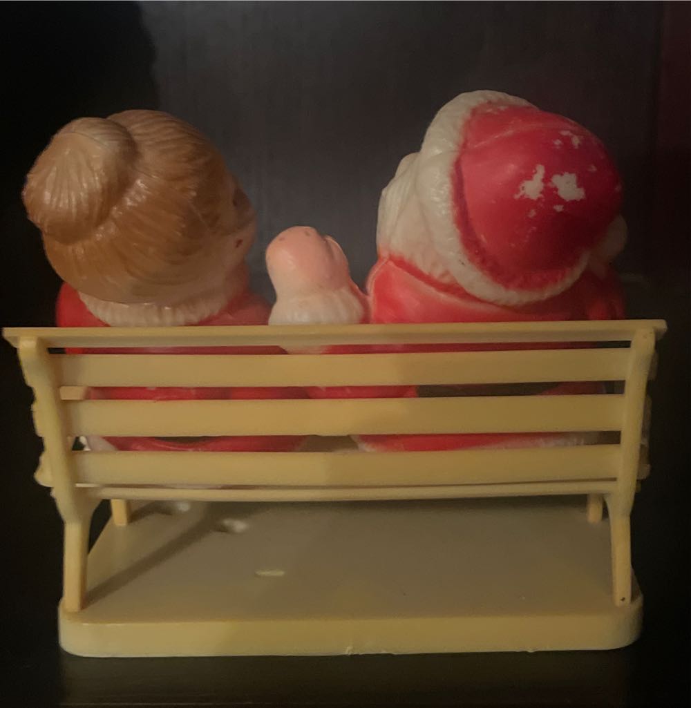 Japan - Santa & Mrs. Claus On Bench - Clauses (Plastic) ornament collectible - Main Image 2