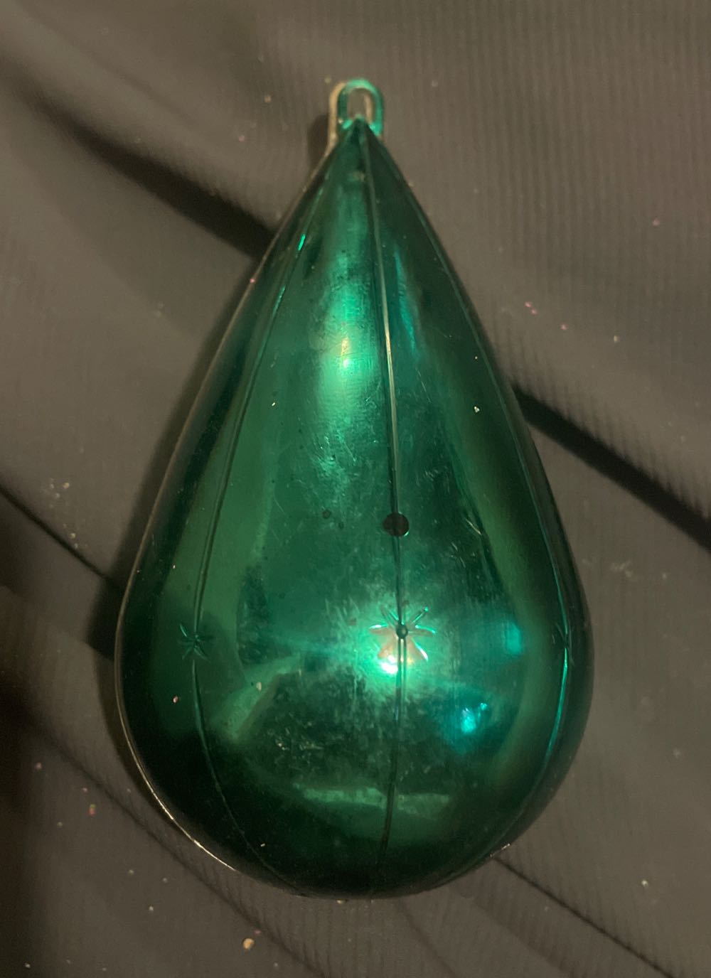 Jewelbrite - Teardrop - Clear - Snowflake & Green Tinsel - Green - Snowflake (3-D Diorama) ornament collectible - Main Image 2