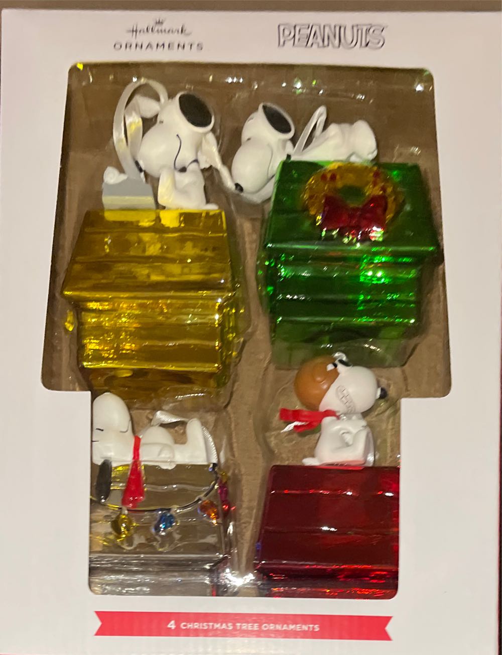 Snoopy 4 Ornaments - Peanuts (The Peanuts Gang) ornament collectible [Barcode 661127032277] - Main Image 3