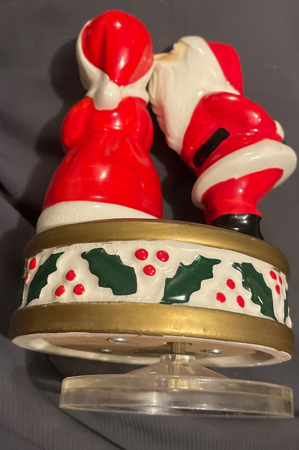 Berman & Anderson - Music Box - Mr. & Mrs. Claus - #971 - Santa (Music Box) ornament collectible - Main Image 2