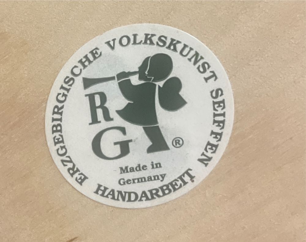 Erzgebirge - Nativity - Richard Glasser - Holy Family (Nativity) ornament collectible - Main Image 2