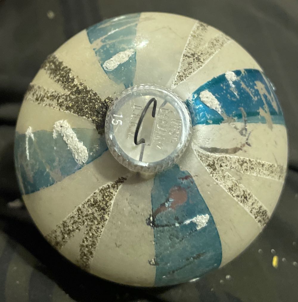 West Germany - D.B.G.M - Stripes & Swirls - Mica - Blue, White, Silver - Stripes & Swirls (Round) ornament collectible - Main Image 3