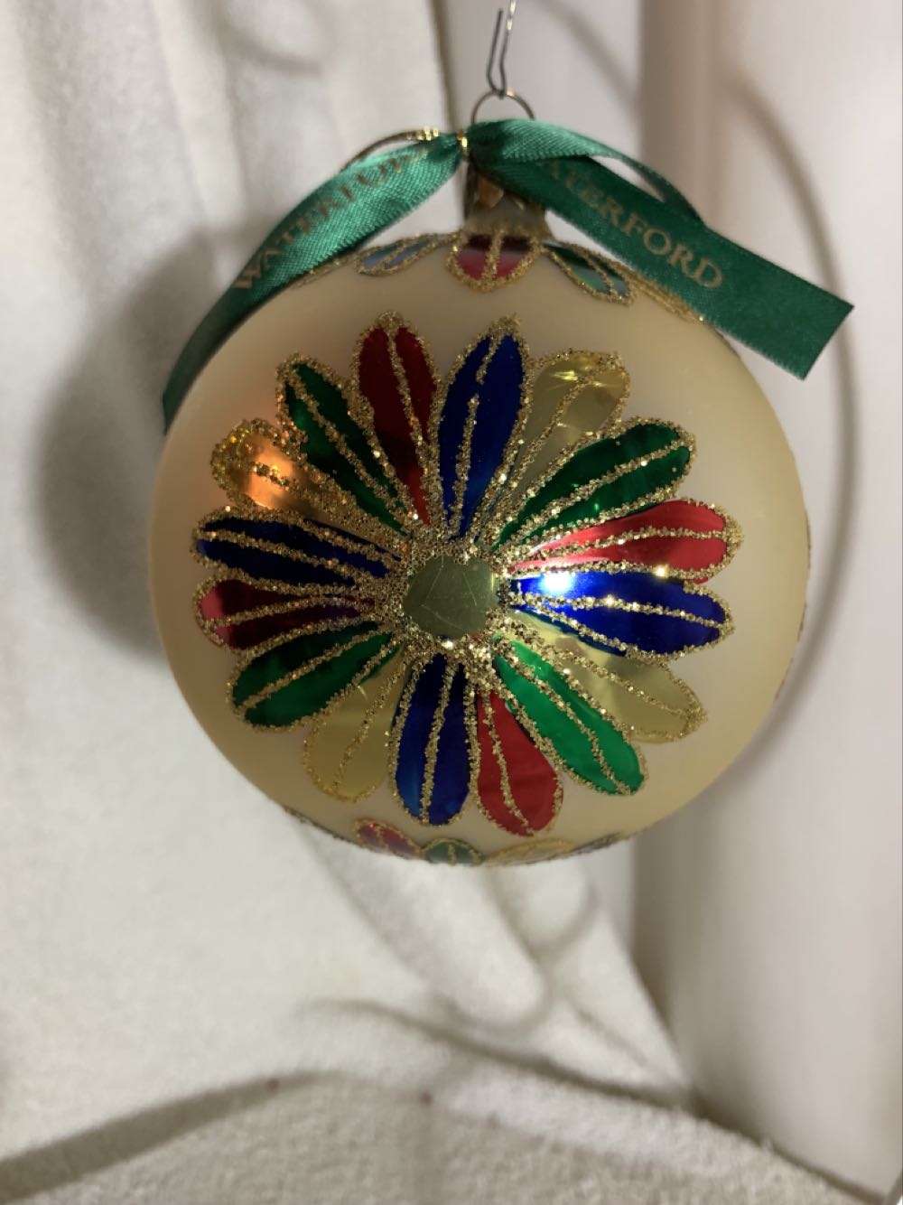 Department 56 Village Collection Accessories Halloween Sasquatch Silhouette And Tree Sign Figurine Set 4 Inch Multicolor