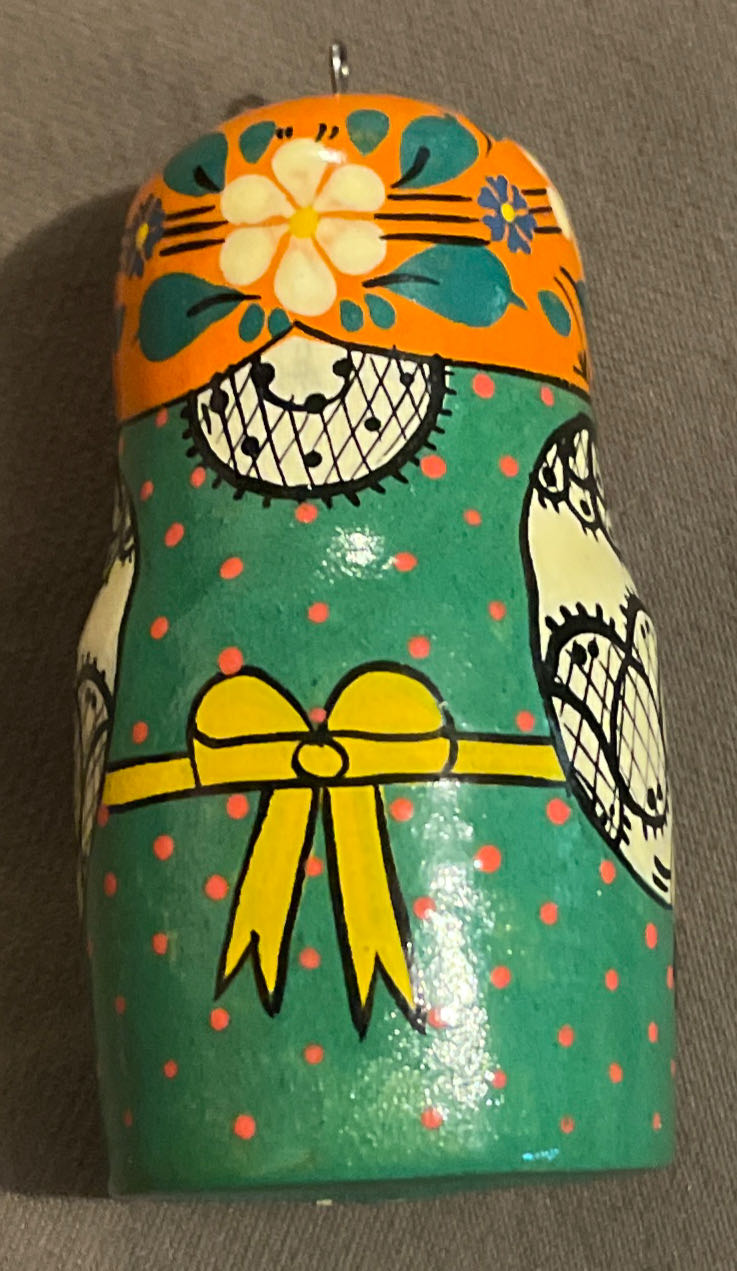 Russian - Nesting Doll - Braids - Russian Nesting Doll (Doll) ornament collectible - Main Image 3
