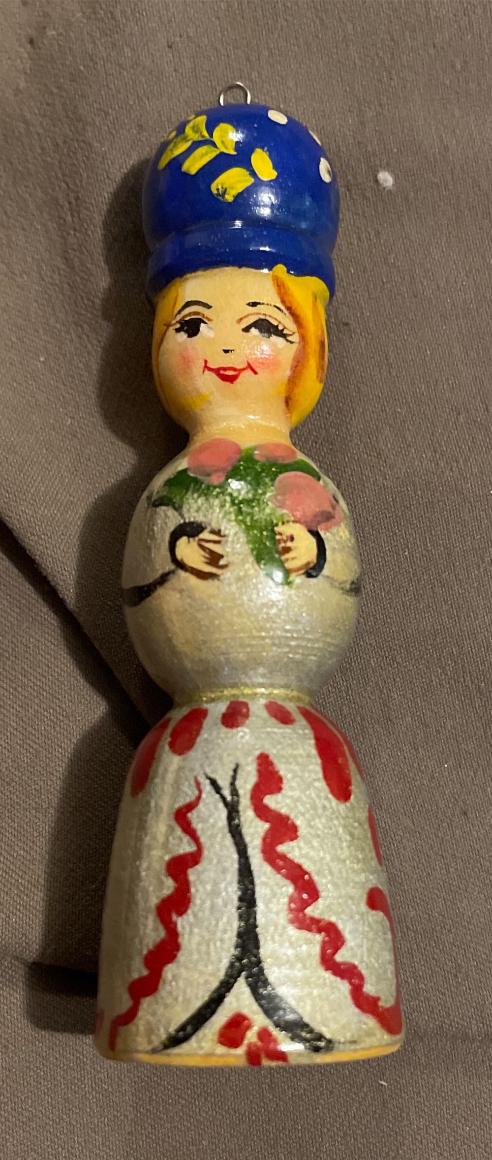 Russian - Doll - Lady - Holding Flowers - Silver Dress - Wood (Doll) ornament collectible - Main Image 1
