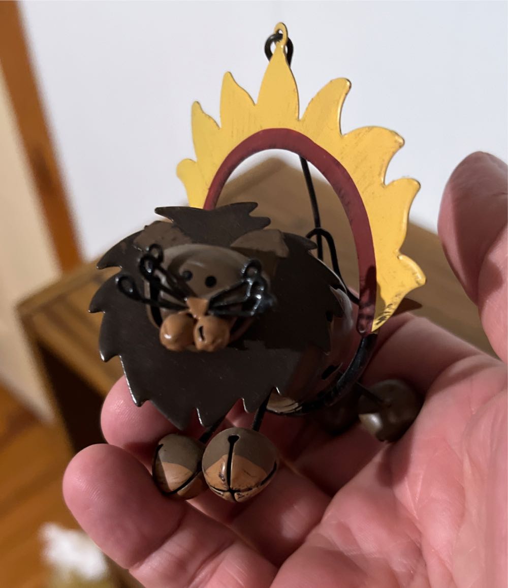 11  ornament collectible - Main Image 3