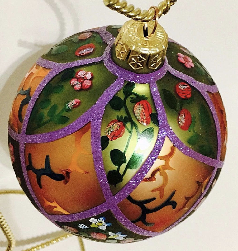 Christopher Radko Victorian Strawberry  (Ball) ornament collectible - Main Image 2