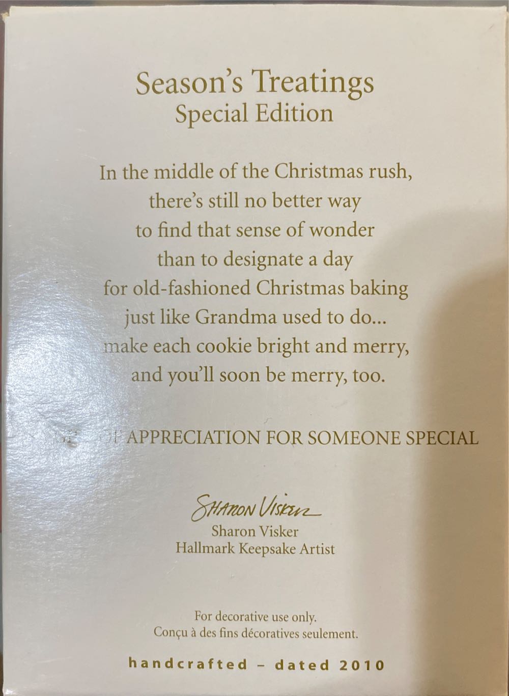 Seasons treatings Special Edition  ornament collectible - Main Image 2