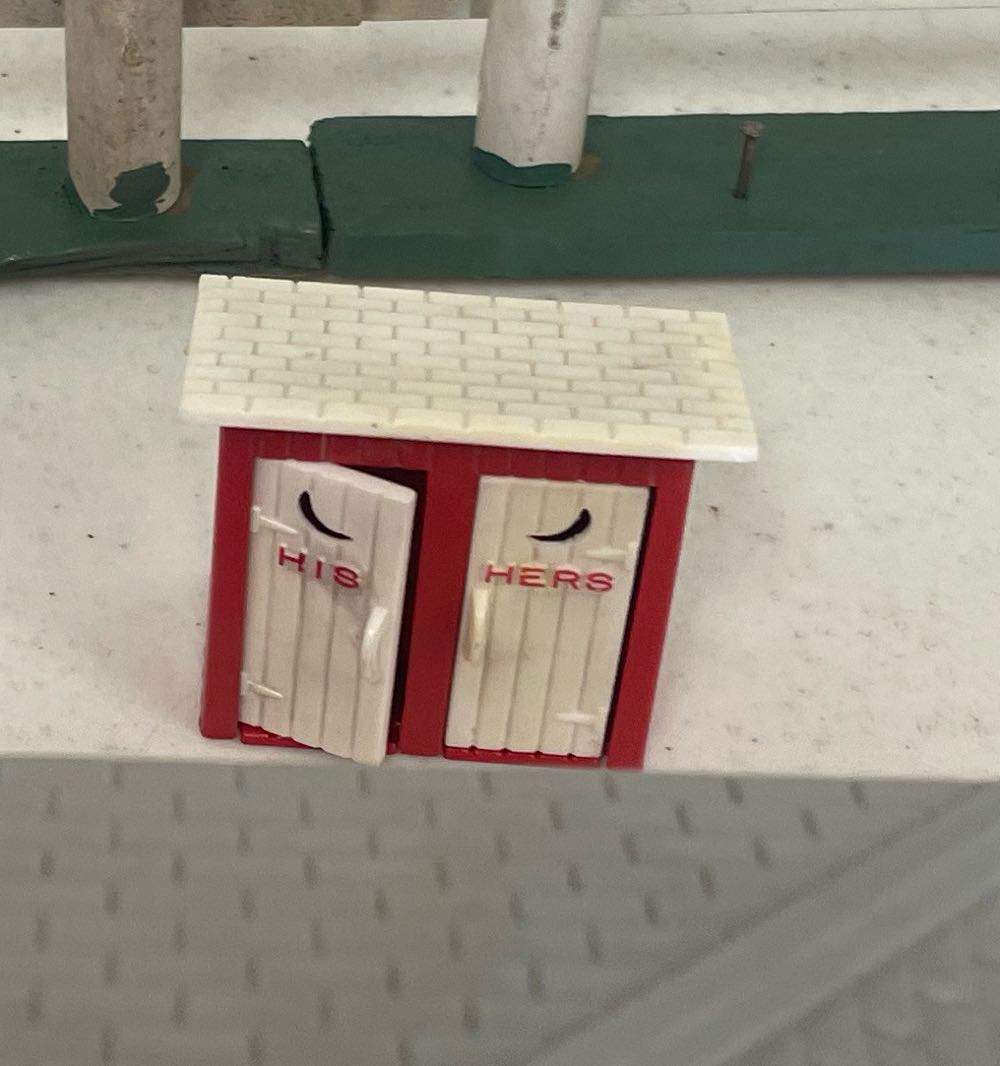 Bachman - Putz - Plasticville - School House - SC-4 - Plasticville (Putz Village) ornament collectible - Main Image 2