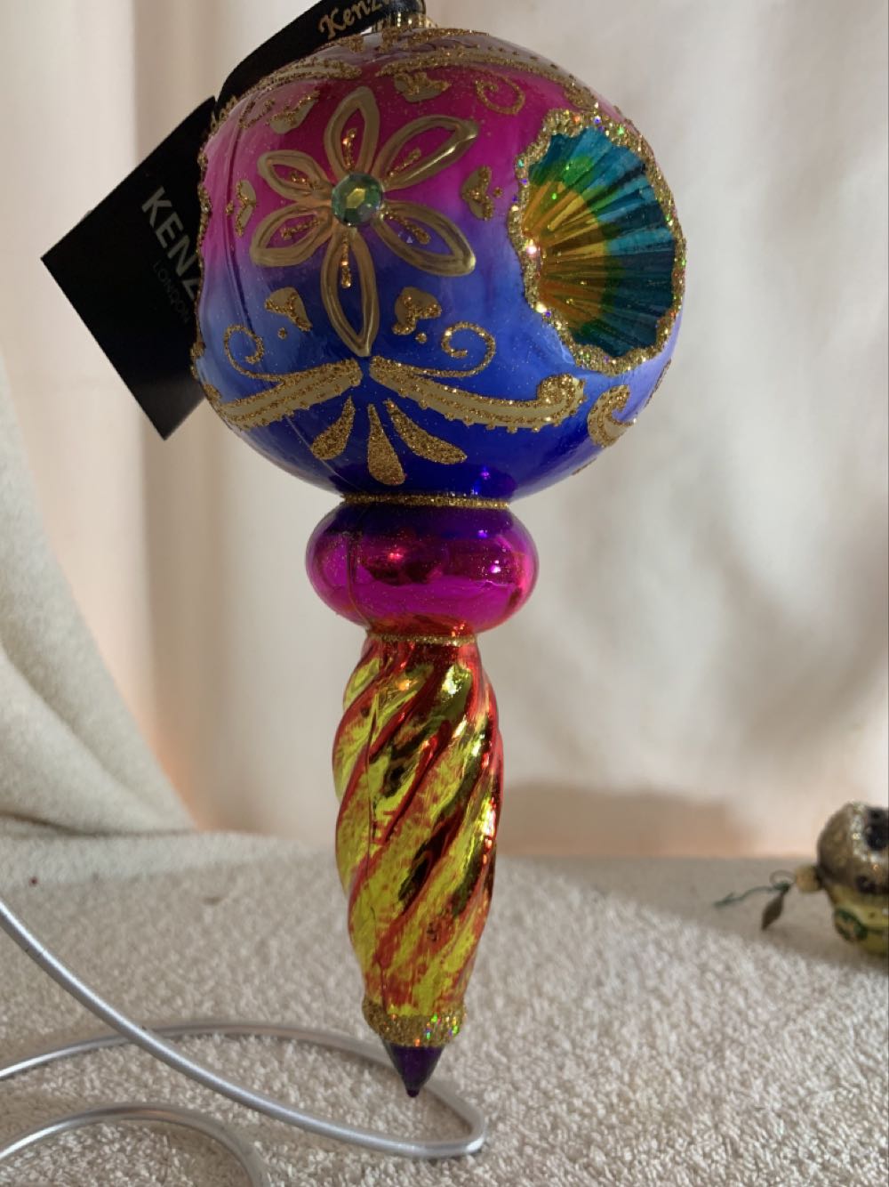 Radiant Riches - Las Vegas (Christmas Tree Ornament) ornament collectible - Main Image 2