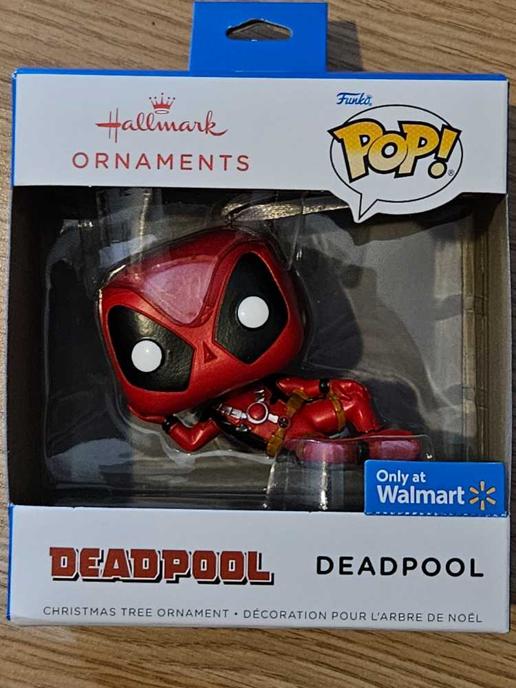 Deadpool - Marvel Deadpool (Superheroes) ornament collectible [Barcode 763795840229] - Main Image 2