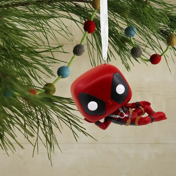 Deadpool - Marvel Deadpool (Superheroes) ornament collectible [Barcode 763795840229] - Main Image 3