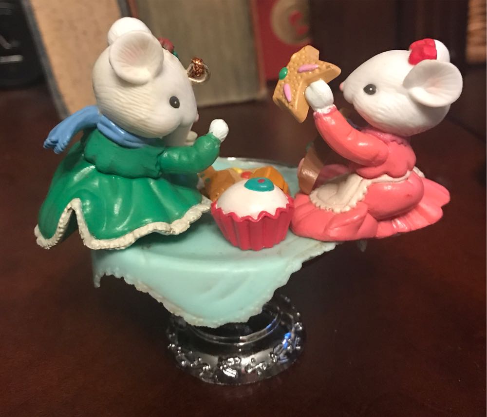 Mice Tea Time  ornament collectible - Main Image 2