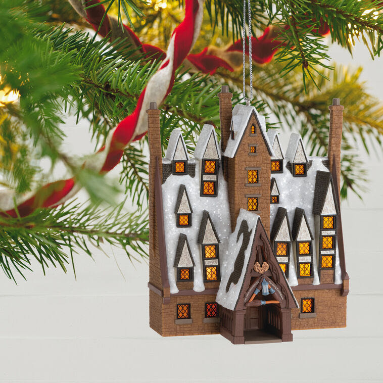 The Three Broomsticks - The Wizarding World Of Harry Potter (Harry Potter) ornament collectible [Barcode 661127000283] - Main Image 2