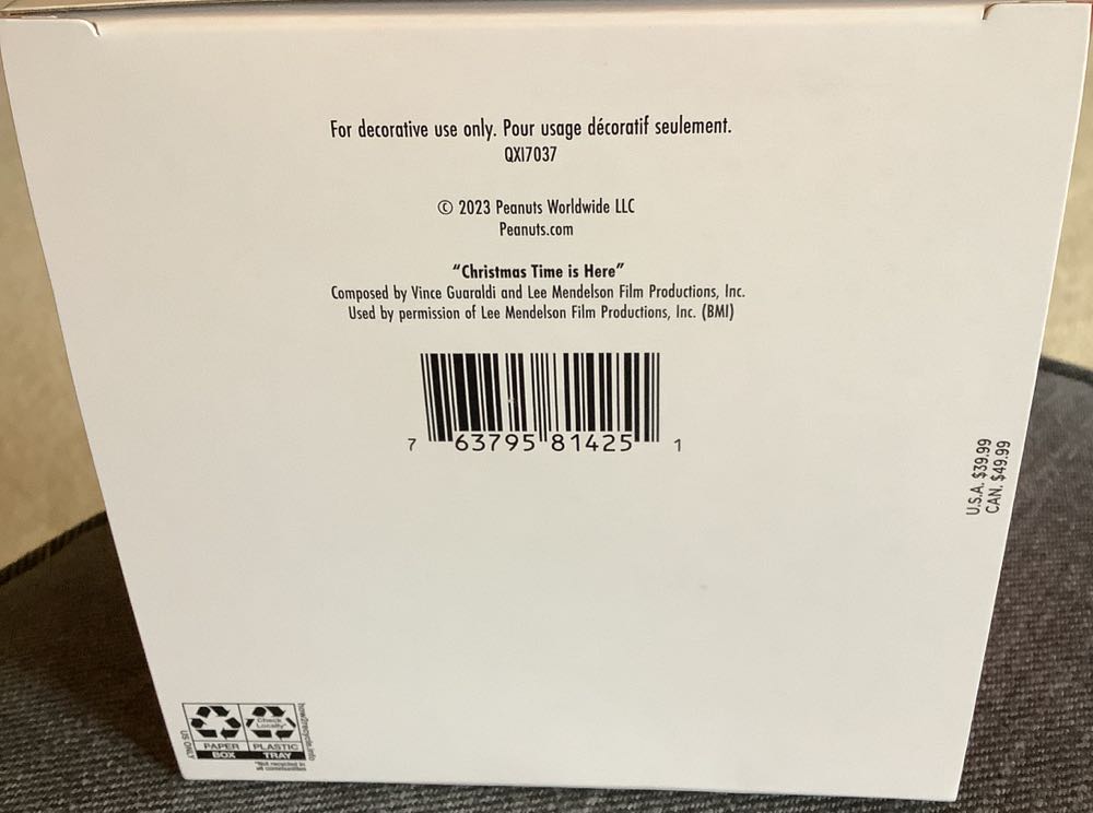 Christmastime Is Here - Peanuts Gang (Skating) ornament collectible [Barcode 763795814251] - Main Image 4