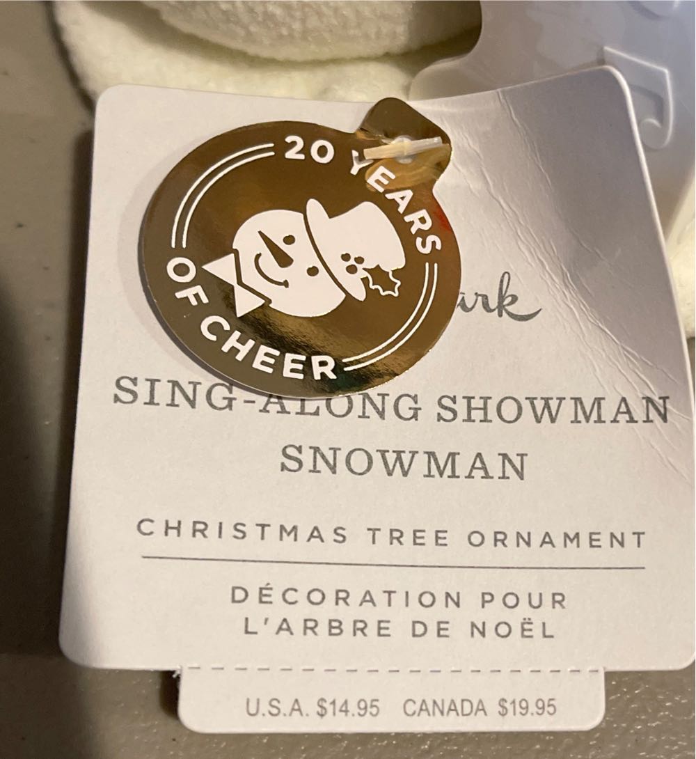Sing-Along Showman Snowman - Sing Alomg Snowmen (Snowmen) ornament collectible [Barcode 661127009651] - Main Image 3