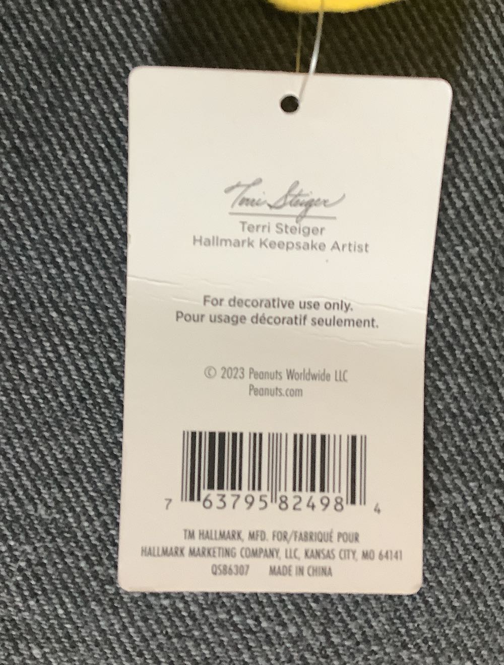 Peanuts Charlie Brown Stocking - Peanuts (Peanuts) ornament collectible [Barcode 763795824984] - Main Image 4