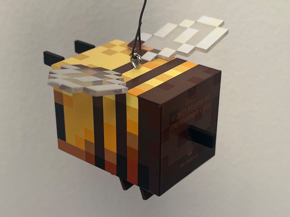 Bee Minecraft - Minecraft (Minecraft) ornament collectible [Barcode 763795810697] - Main Image 4