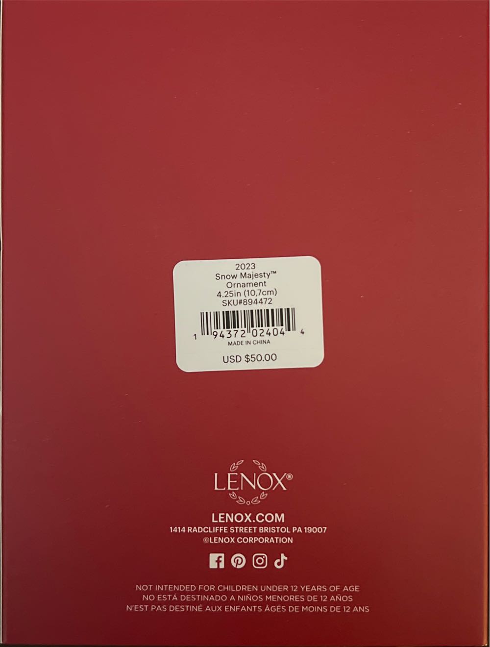 Lenox 2023 Snow Majesty Ornament 19th Edition 0.30 Metallic - Snow Majesty (Snowflake) ornament collectible [Barcode 194372024044] - Main Image 3