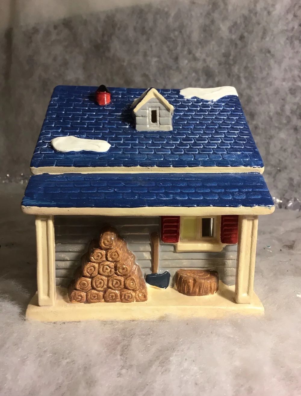 Single Car Garage - Original Snow Village - Building (The Original Snow Village) ornament collectible - Main Image 2