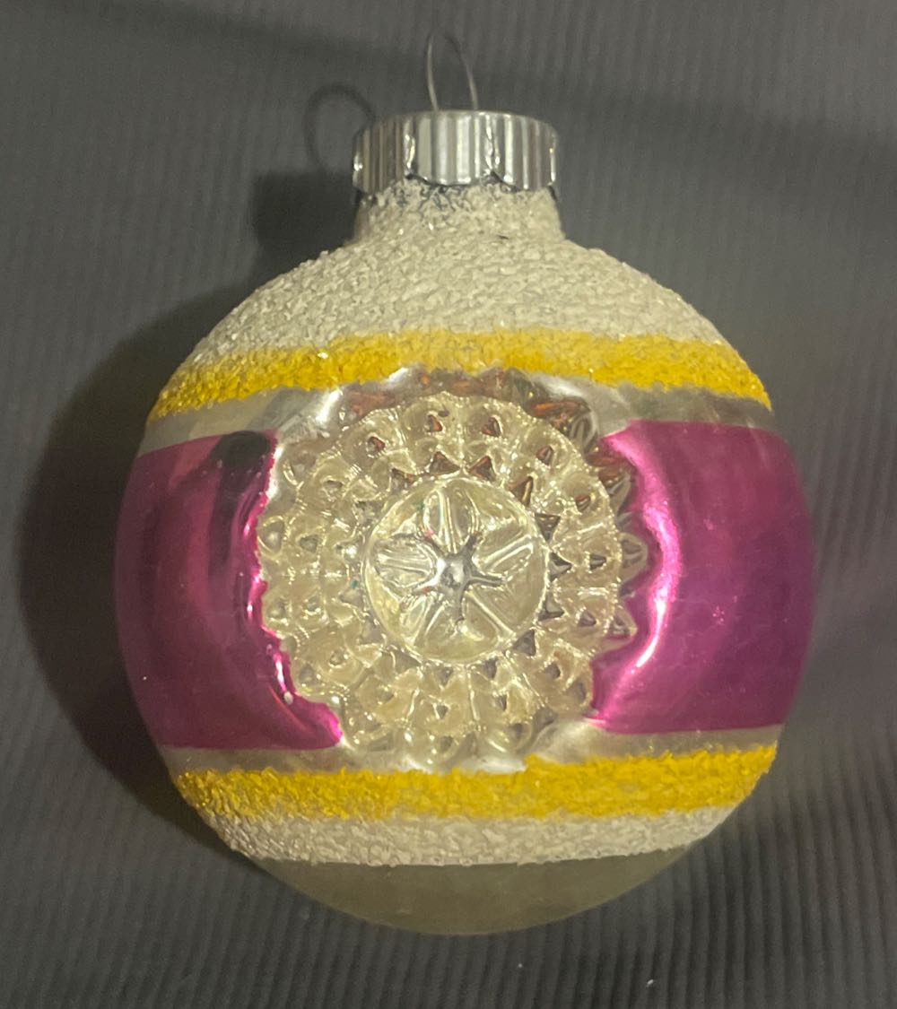 Shiny Brite - Round - Frosted - Star - Double Reflector - Star Double Reflector (Round) ornament collectible - Main Image 2