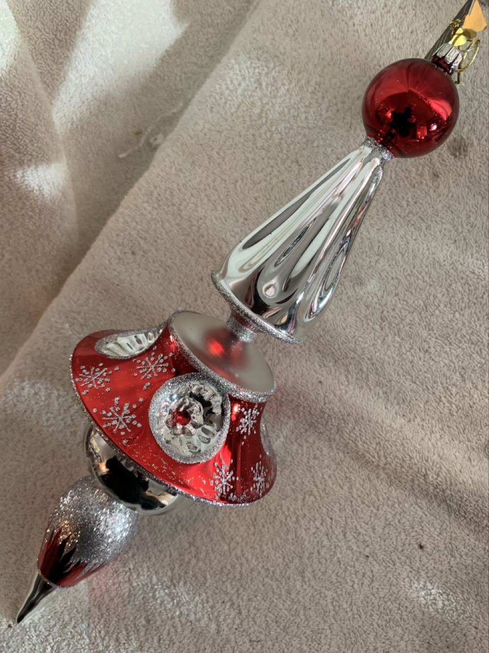 The Eyrie - Master Craftsman (Christmas Tree Ornament) ornament collectible - Main Image 2