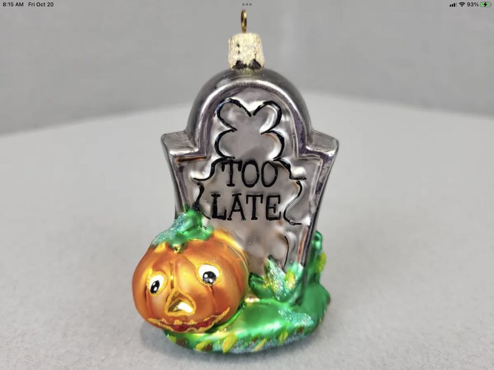 Enesco Jim Shore Heartwood Creek Santa By Baby Jesus Figurine 7.25 Inch Multicolor6004132