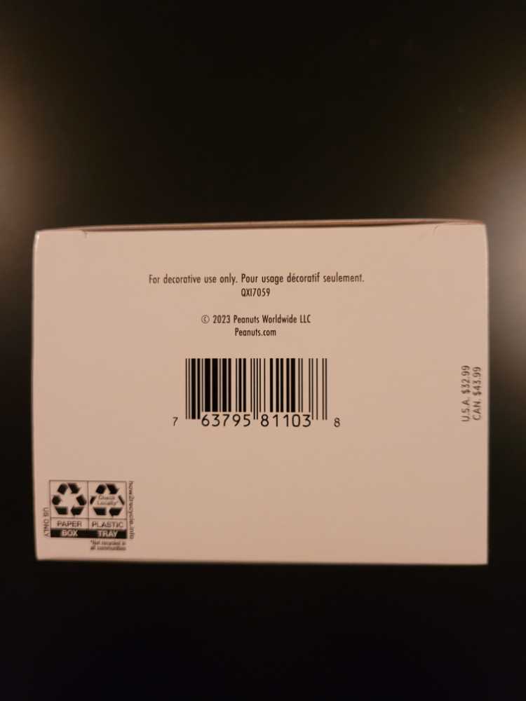 Batter Up! (Peanuts / Snoopy / Charlie Brown/ Peppermint Pattie) - Hallmark Keepsake Ornament (Peanuts) ornament collectible [Barcode 763795811038] - Main Image 3