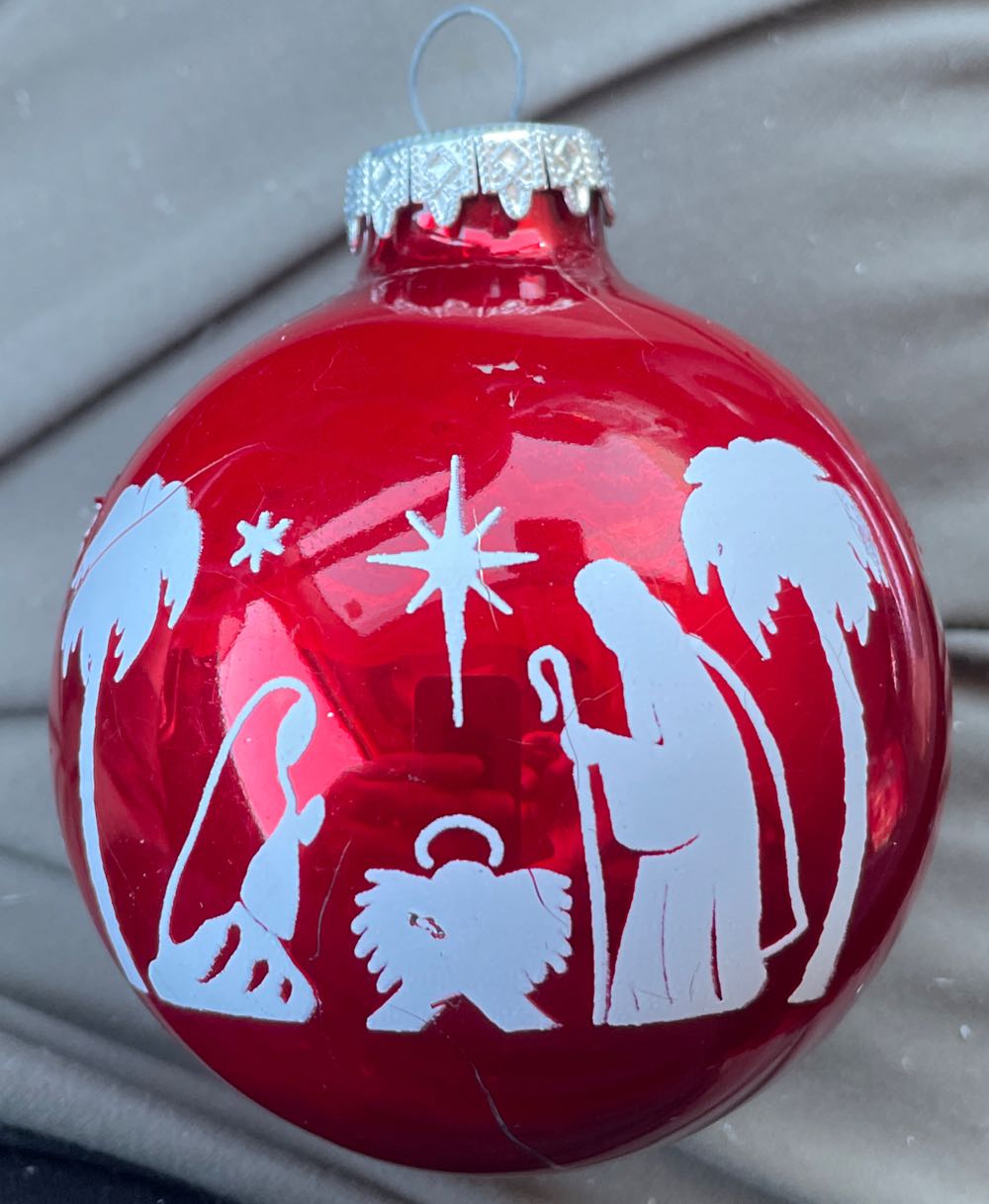 Enesco Tails With Heart Crayola Art School Figurine 4.6 Inch Multicolor