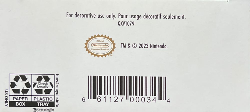 Video Games: NES Console - Nintendo Entertainment System (Video Games) ornament collectible [Barcode 661127000344] - Main Image 4
