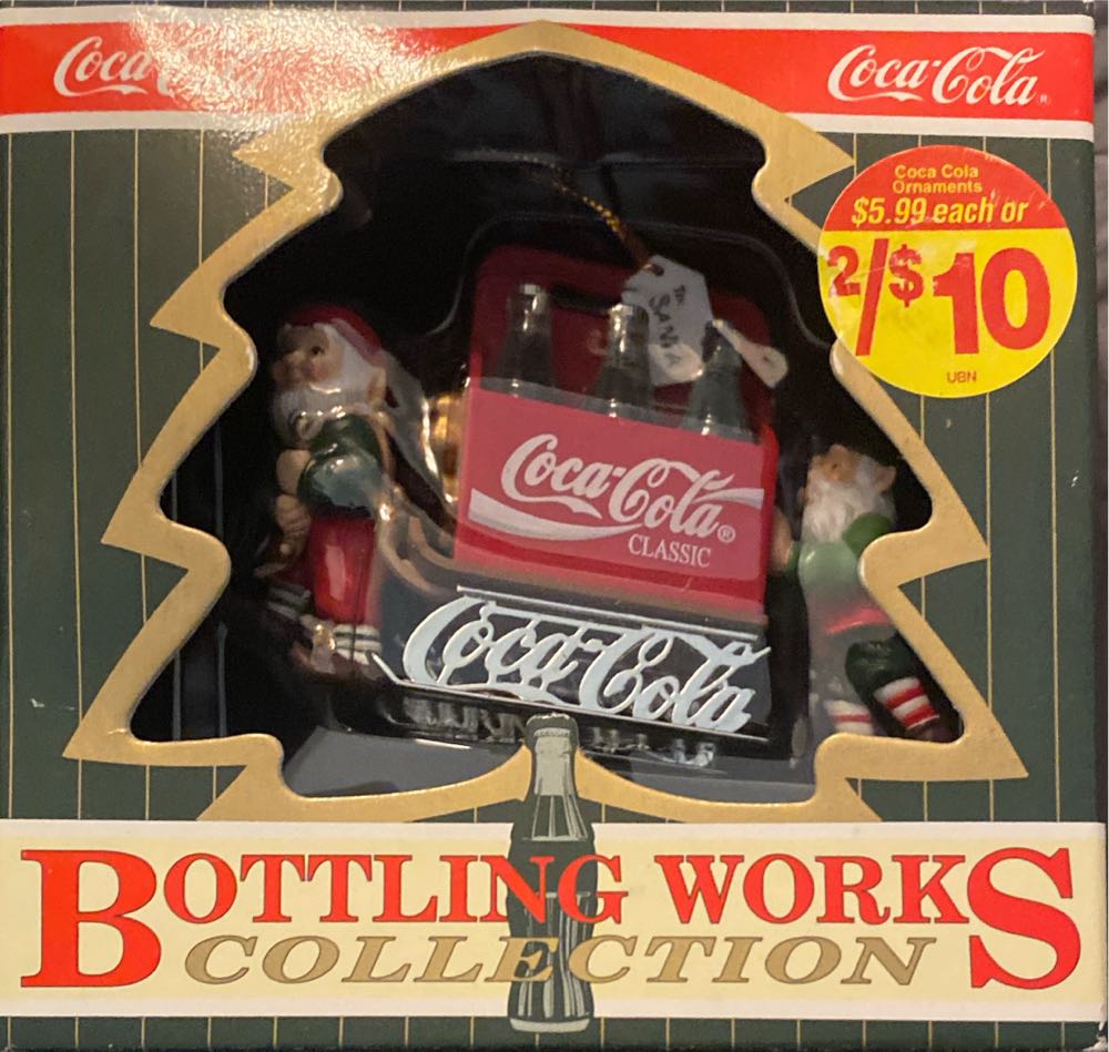 Ceramic - Holland - Carolers - Girl With Hymnal - #687